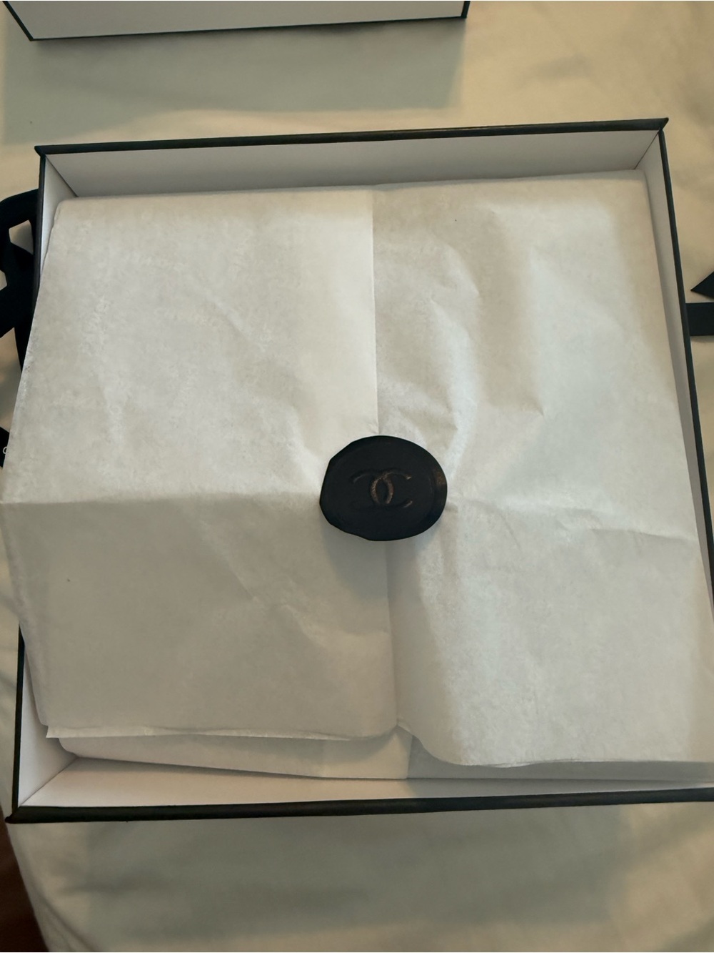 CHANEL Gift Box, Shopping Bag, Ribbon & Camellia Tissue Packaging - Picture 4 of 6